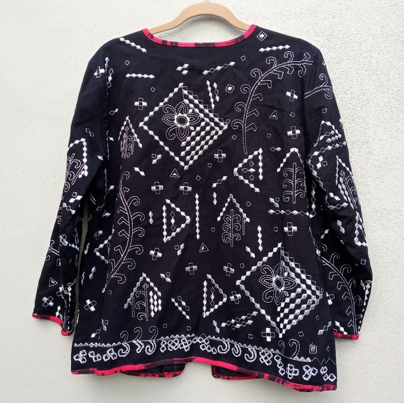 Notations Japanese Inspired Jacket Black in Medium - Picture 4 of 8